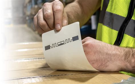 Selection Guide: How To Choose The Suitable RFID Stickers